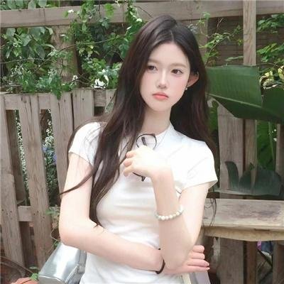 王家欣